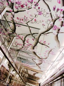 Blick in den Liftschacht im Parkhotel Vitznau